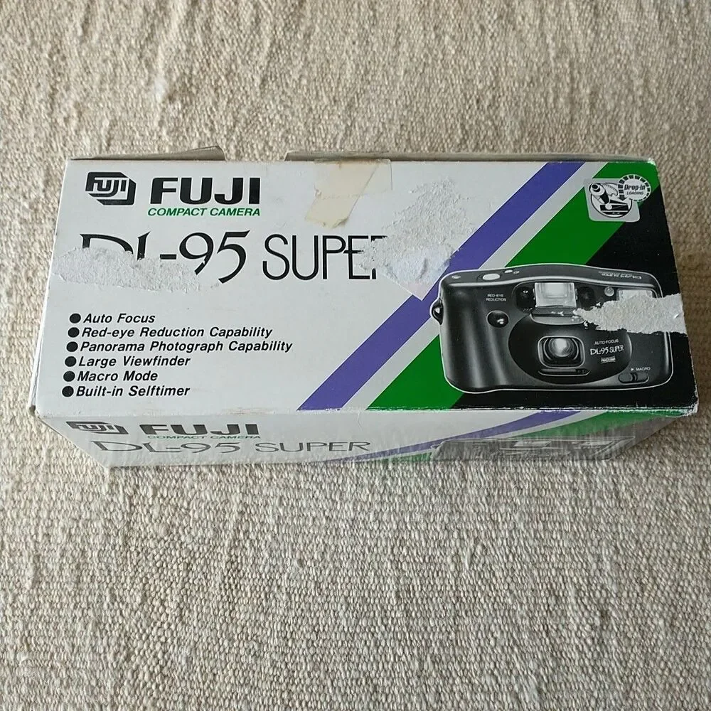 vtg Fuji DL-95 Super 35mm Film Camera Autofocus Point & Shoot UNTESTED